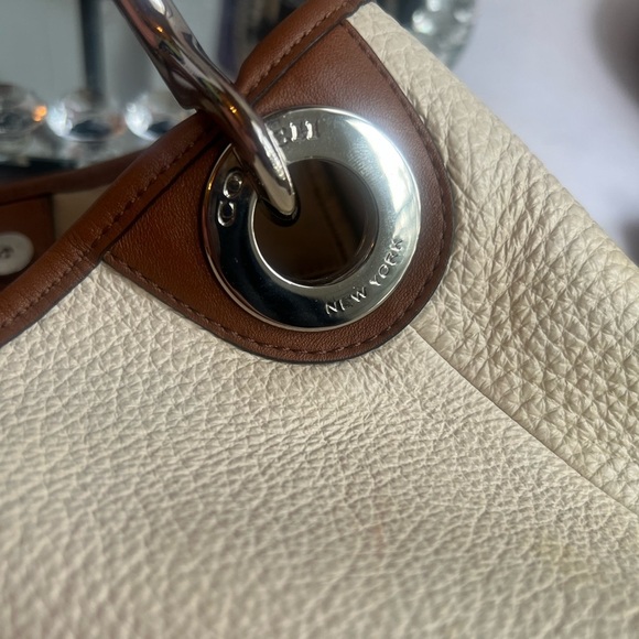 Coach Hadley Luxe Grain Pebbled Leather Ivory and Cognac   Tote bag - Picture 8 of 14